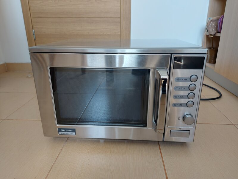 Cuptor microunde Sharp 2100W/R-25AM